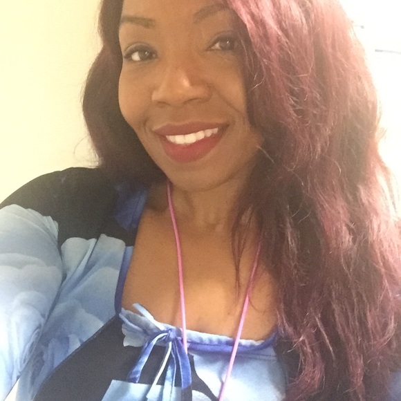 Meet Your Posher Gina!! - Picture 5 of 5